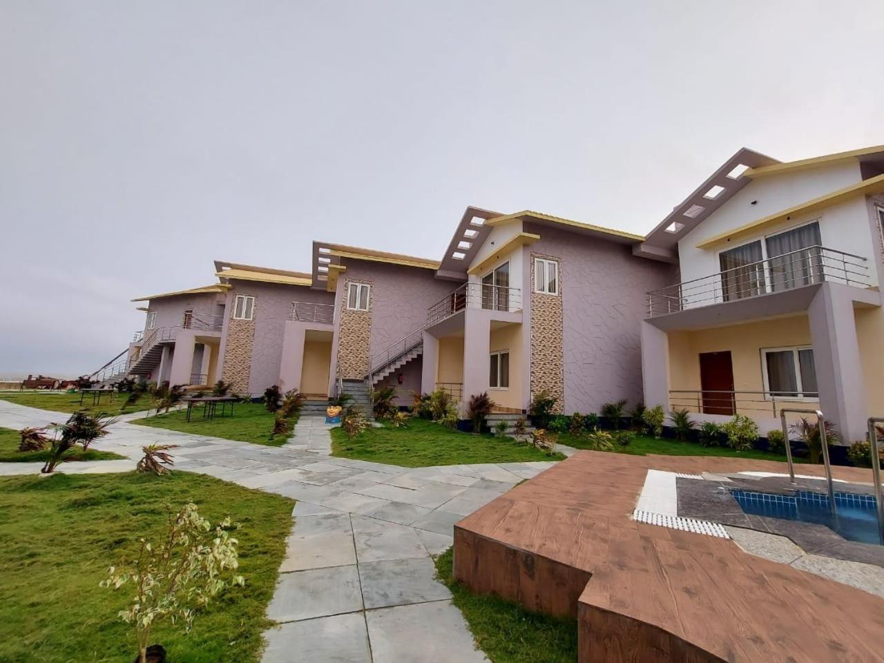 Parth King Beach Resort Mandarmani Ngoại thất bức ảnh