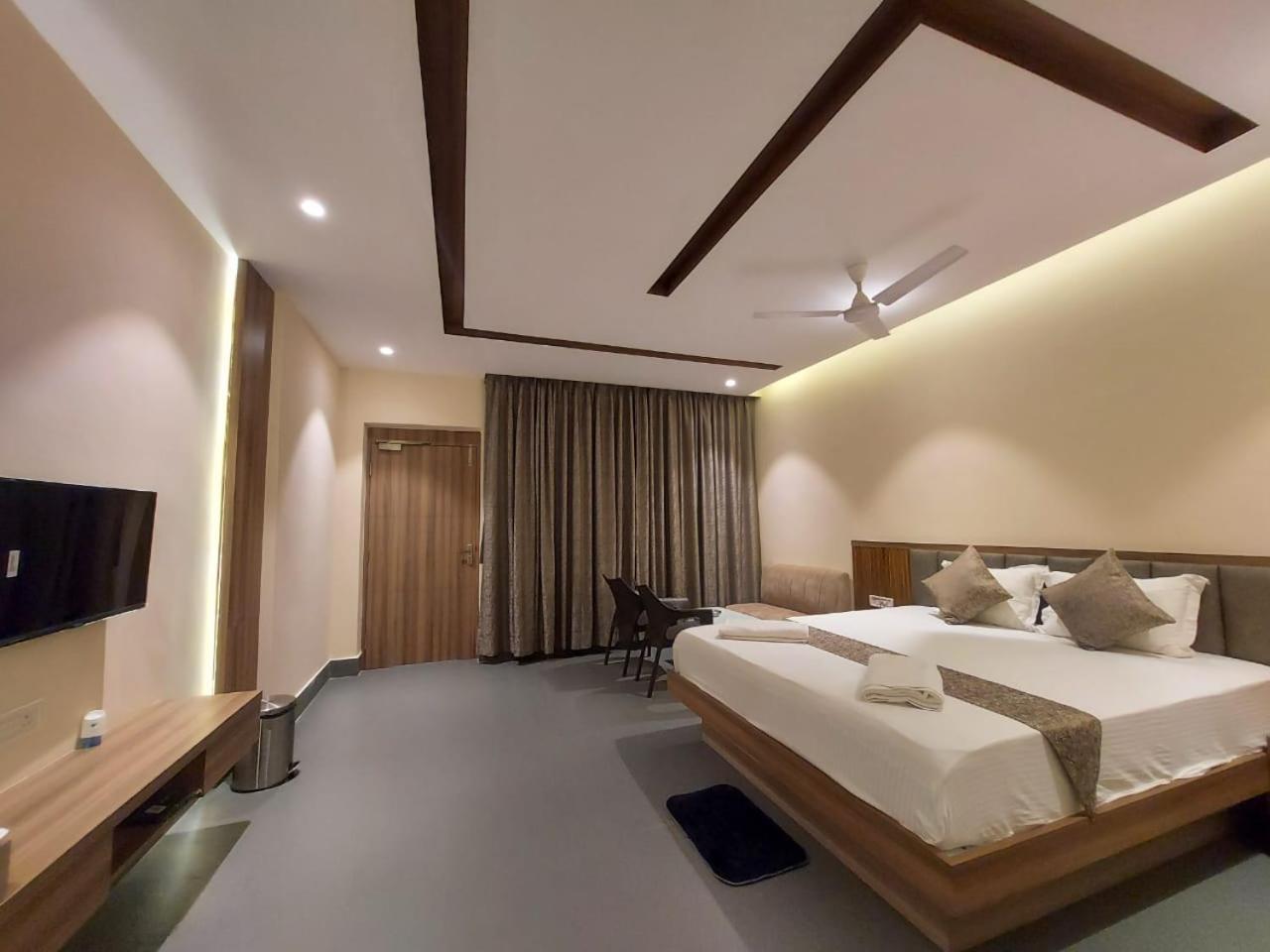 Parth King Beach Resort Mandarmani Ngoại thất bức ảnh